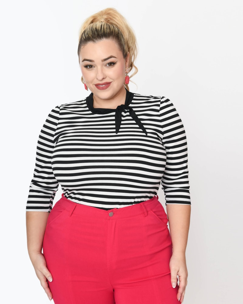 Front of a model wearing a size 5X Unique Vintage Black & White Stripe Three Quarter Sleeve Sweetie Knit Top in Black by Unique Vintage. | dia_product_style_image_id:325509